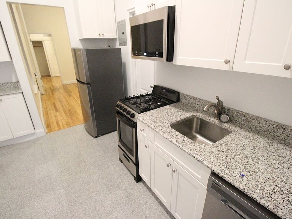 1st image of 252 W 91st St #A2