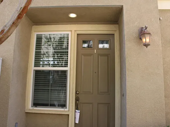 1417 University Cir, Fullerton, CA 92835