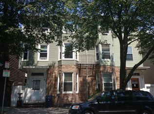 478 E 7th St, South Boston, MA 02127