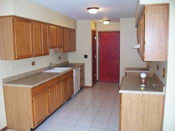 5th image of 262 Village Creek Dr