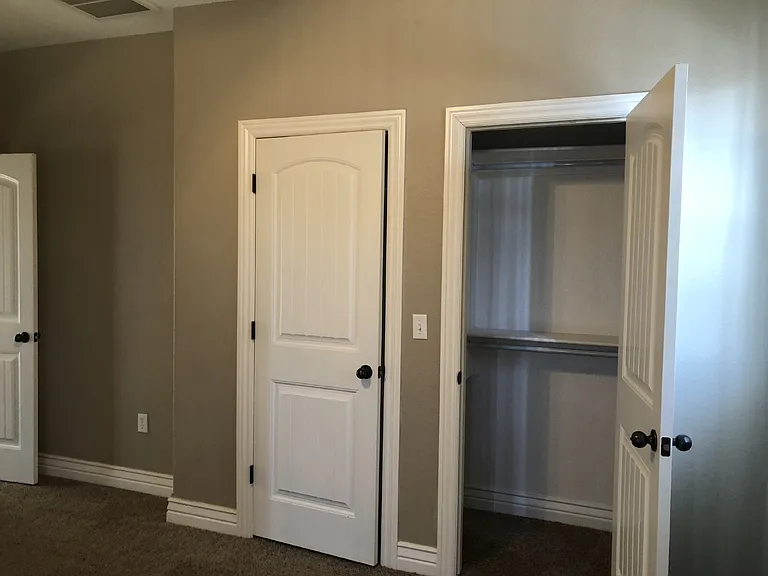 122 Millstone Ct — Photo 14