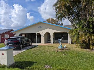 549 SE Brookside Ter, Port Saint Lucie, FL 34983