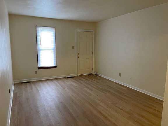 5th image of 454 Florida Ave APT C