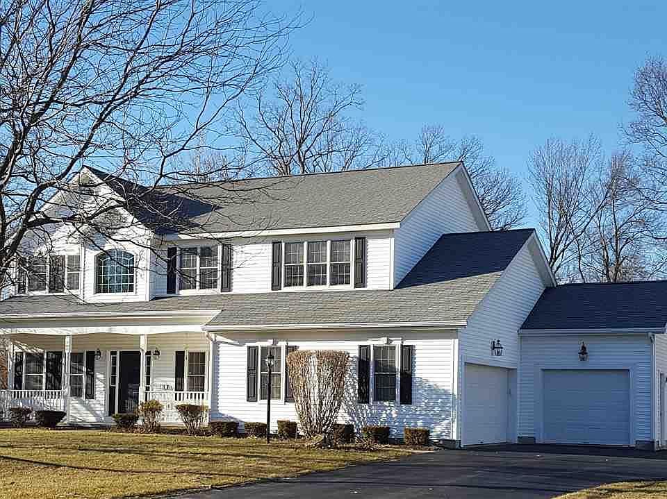 1st image of 16 Oakhurst Ct