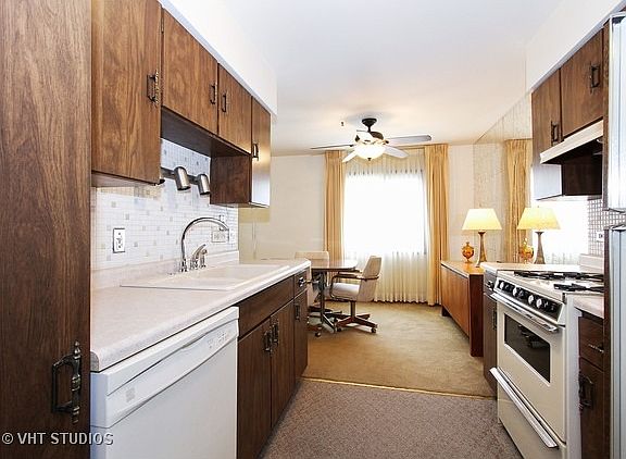 4th image of 10424 Central Ave #16