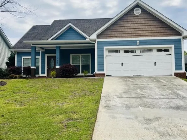 215 Savannah Dr, Enterprise, AL 36330