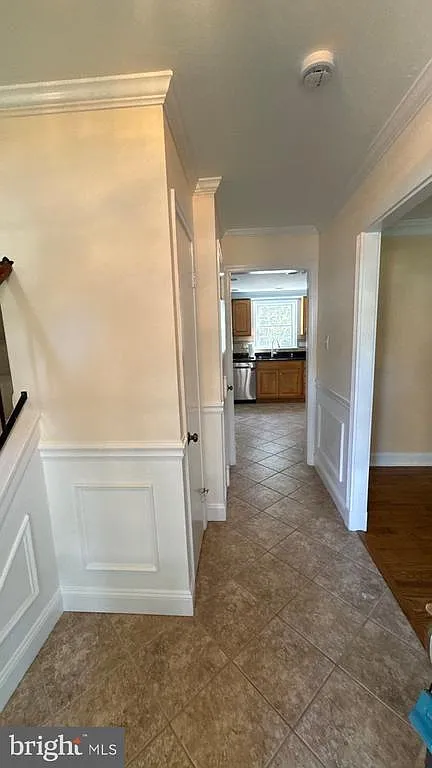 4 bed, 3.5 bath, 1544 sqft, $3,100 — Photo 2