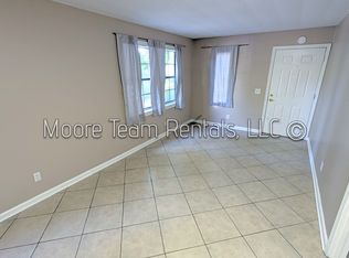 Hendersonville Heights Apts 506, Hendersonville, NC 28739