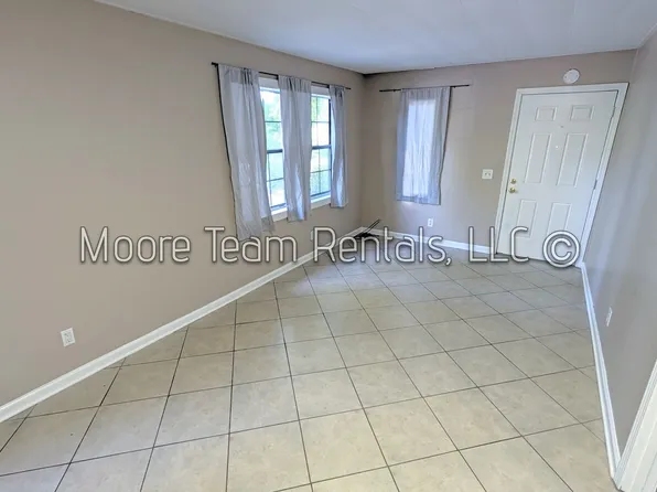 Hendersonville Heights Apts 506, 506 W Allen St #3386fe397, Hendersonville, NC 28739