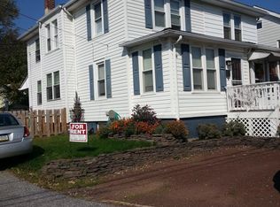 818 Pleasant Ave, Upper Chichester, PA 19061