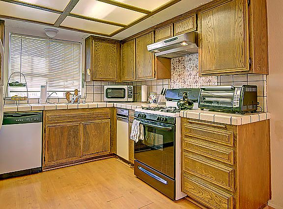 5th image of 140 N Canyon Blvd APT A