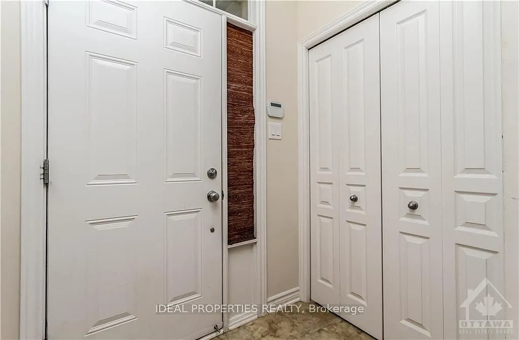 3 bed, $2,550 — Photo 3