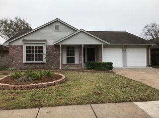 2118 Endicott Ln, Sugar Land, TX 77478