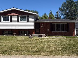 2518 Whitemore Pl, Saginaw, MI 48602