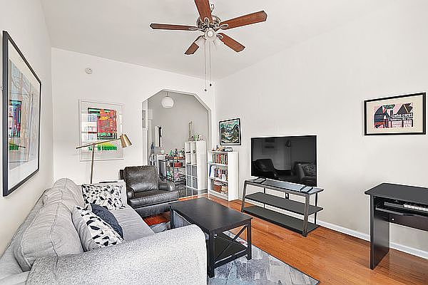1st image of 137 E 30th St APT 3A