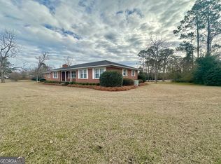 73 S Eastman Ave, Mc Rae Helena, GA 31037