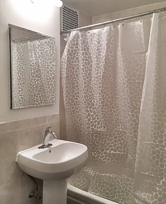 Rented by Guy Goldman, LREB | media 13