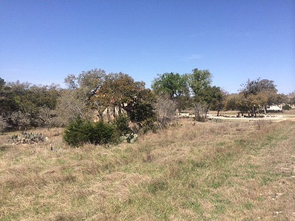 4th image of 921 Cross Oak