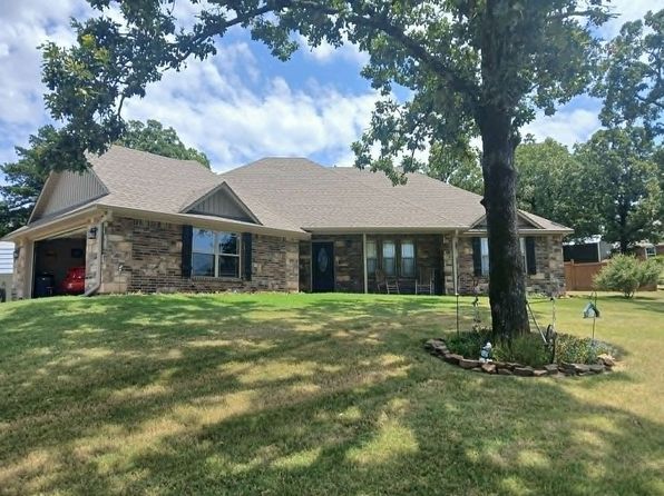 101 Eagle Ct