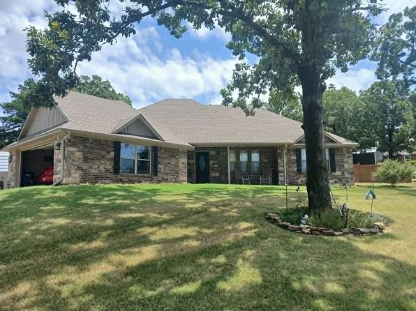 101 Eagle Ct, Poteau, OK 74953