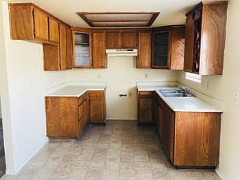 4th image of 12060 Downey Ave