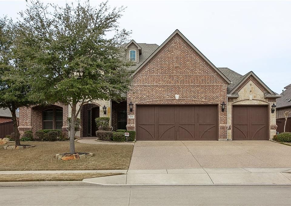 1st image of 204 Petunia Dr