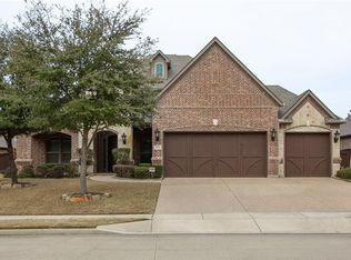 204 Petunia Dr, Flower Mound, TX 75028