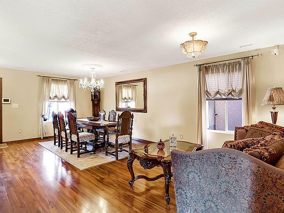 5th image of 6405 Avenida Seville NW