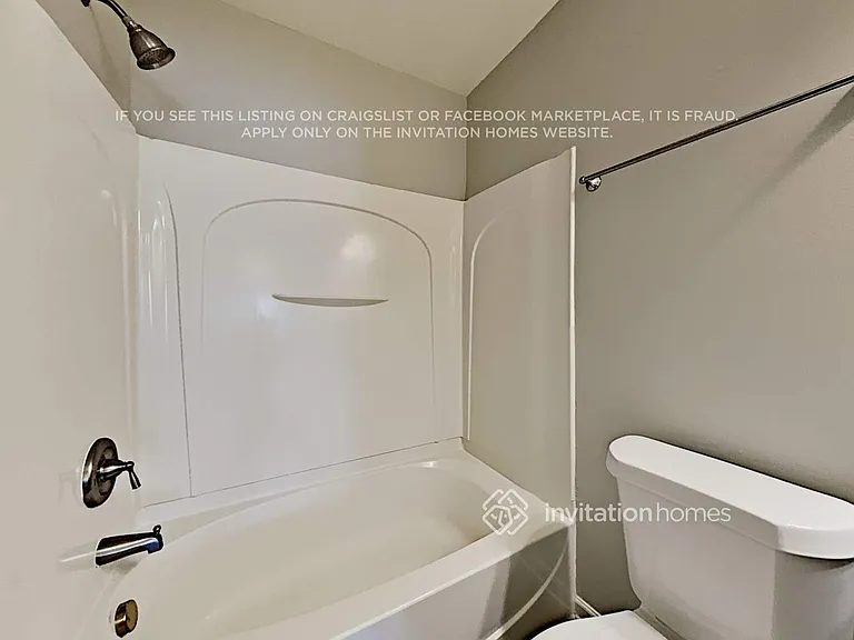 14633 Arlandes Dr — Photo 15