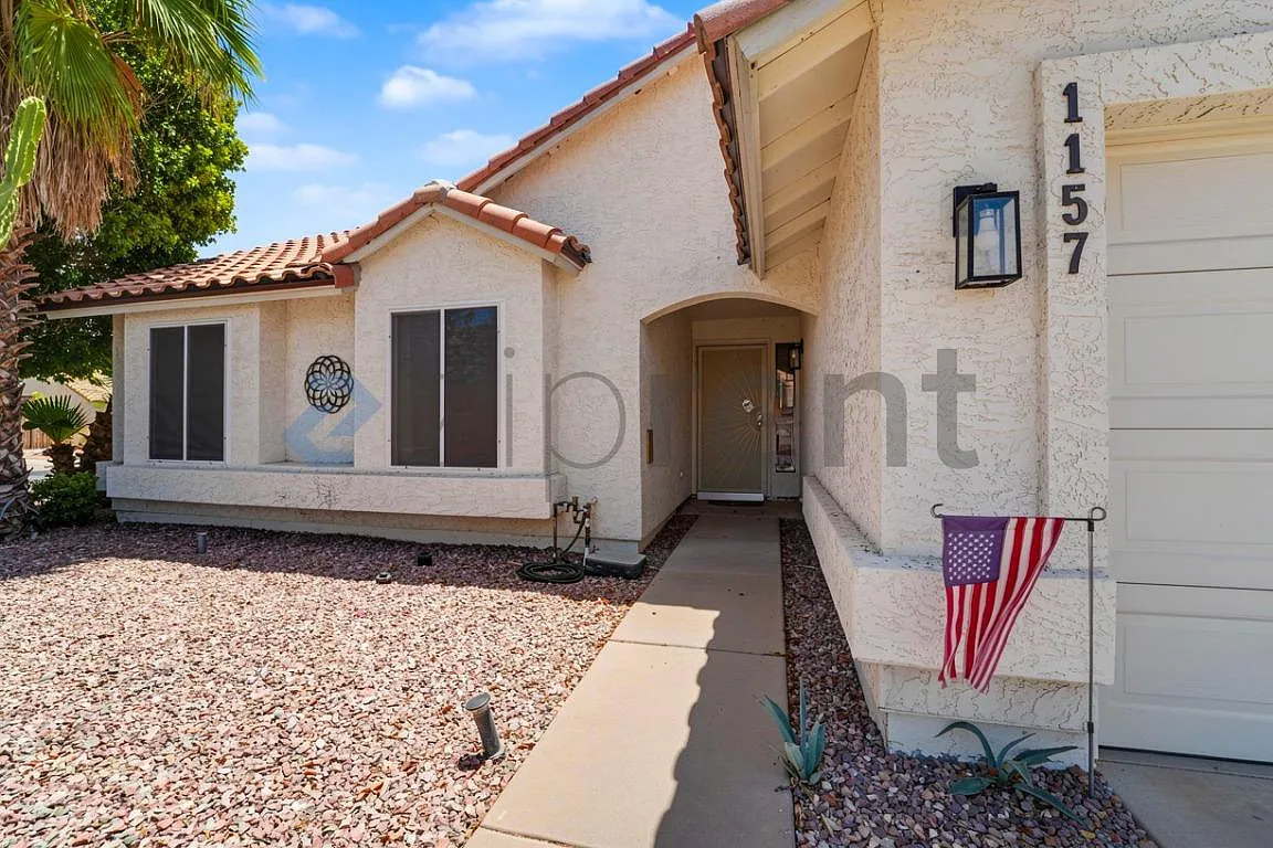 3 bed, 1573 sqft, $2,845 — Photo 4