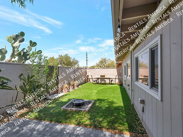 88 E Cholla Shadows Dr — Photo 24