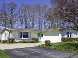 3851 Pleasant Ridge Dr, Williamsburg, MI 49690