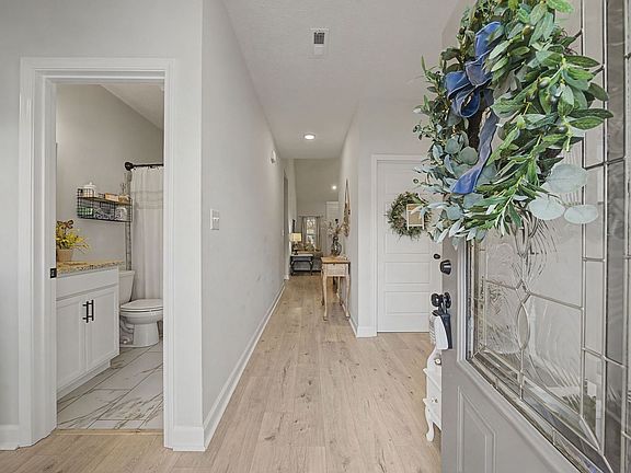 5th image of 1042 Brightwood Ct