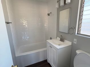 525 N Alameda Ave APT 4, Azusa, CA 91702