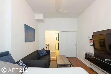 Rented by APT212 INC