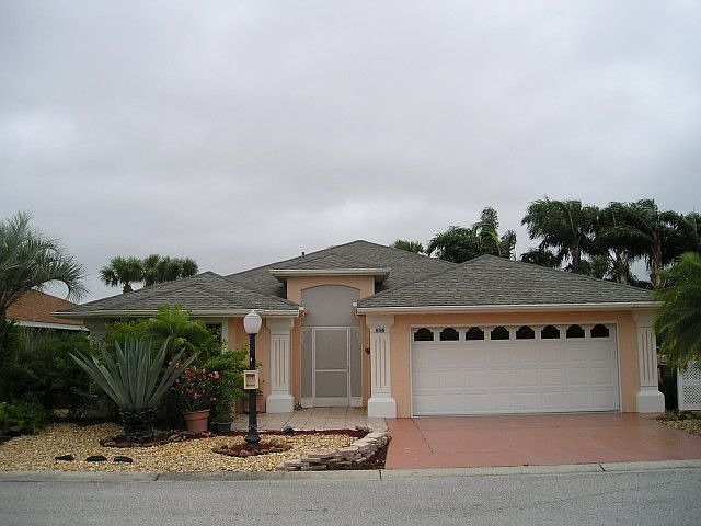 1st image of 634 Watercrest Dr