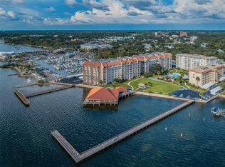632 Edgewater Dr UNIT 433, Dunedin, FL 34698