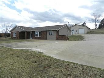 2nd image of 10067 Desloge Park Dr
