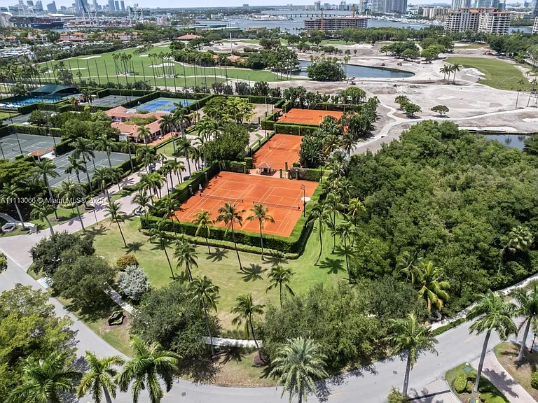 19143 Fisher Island Dr #19143 — Photo 88