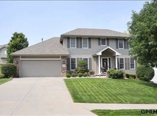 17816 Monroe St, Omaha, NE 68135