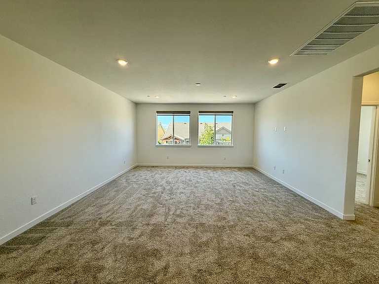12696 Hereford Ave — Photo 14