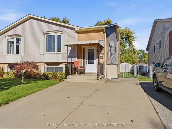 8372 Mundare Cres, Niagara Falls, ON L2G 7M5