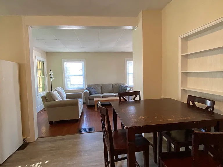 329 Susquehanna St — Photo 2