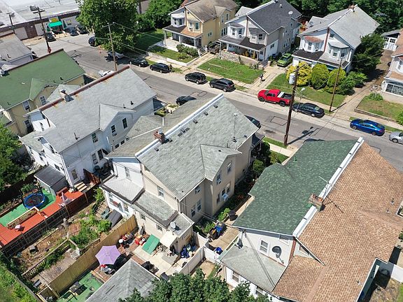 3rd image of 312 Unruh Ave