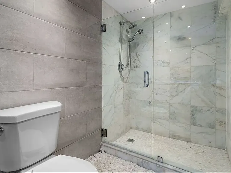 453 Harman St #GF — Photo 7
