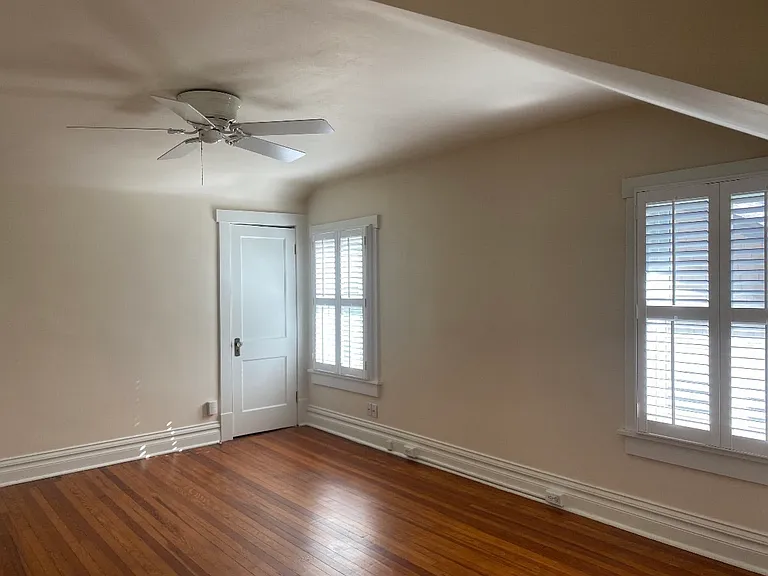 309 E Florida Ave — Photo 12