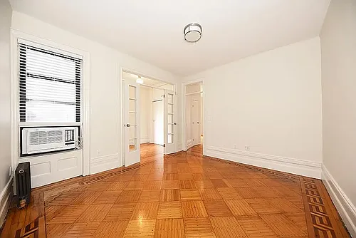 149 W 12th St #4-1 Photo 1