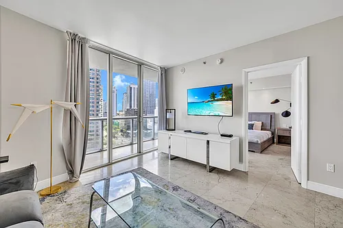 481 SW Brickell Ave Photo 1