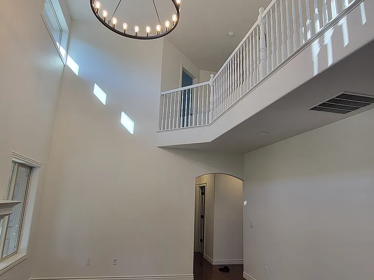 2880 W Ravenna St — Photo 75