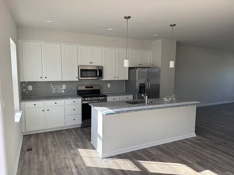 1334 Red Clover Ln — Photo 14